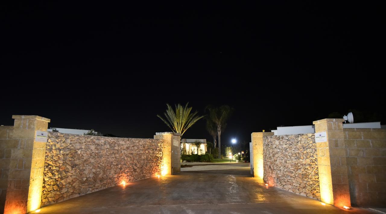 Bed and Breakfast Borgo Fiorito Relais Parabita Exterior foto